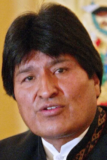 Evo Morales elogia el curso de la economía