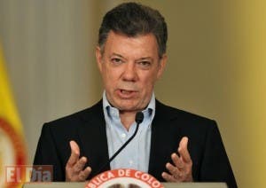 Santos reitera disposición a dialogar con Maduro por crisis bilateral