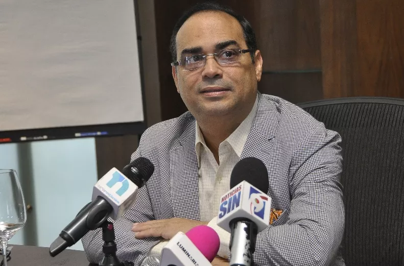 Gilberto Santa Rosa: “Tengo fe que mi país se levantará de esta crisis”