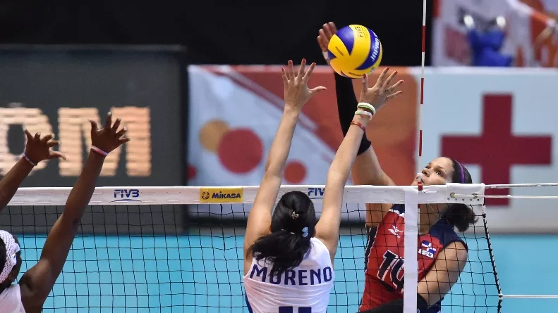 República Dominicana  vence a Cuba en copa voleibol