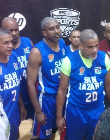 Lazareños pasan  a los octavos de final en Maxibaloncesto