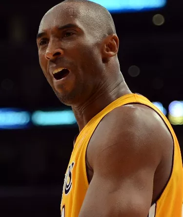 Kobe jugaría su última temporada en la NBA