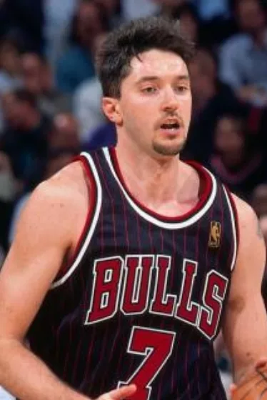 Toni  Kukoc será asesor del presidente de los Bulls