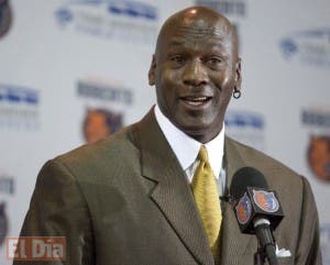 Michael Jordan cuida a ‘capa y espada’ su nombre