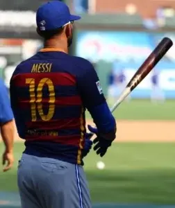 Dominicano José Bautista se exhibe con franela de Messi