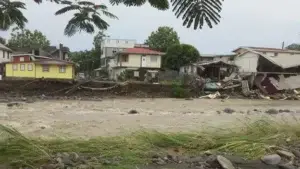 Cuba envía médicos a Dominica para atender a damnificados por tormenta Erika