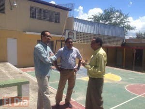 Abadina y Tropical pintarán canchas al aire libre