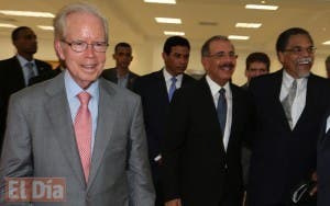 Danilo Medina felicita al periódico Hoy en su 34 aniversario