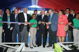 Danilo Medina inaugura 22 escuelas de manera simultánea en 15 provincias