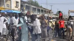 Niña de 14 años mata a 5 personas y hiere a 41 en Nigeria