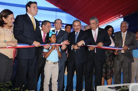 Danilo Medina entrega 2 centros educativos en San José de Ocoa