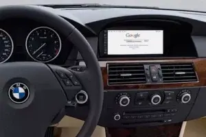 BMW comprueba si Google viola derechos de una de sus marcas con Alphabet