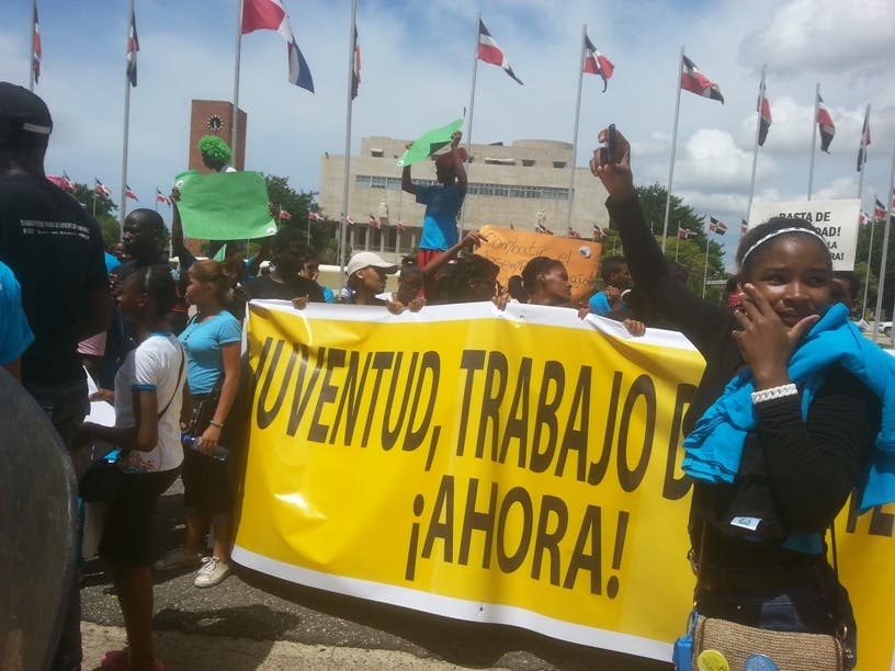 Falta de oportunidades y desempleo: grandes desafíos de la juventud dominicana