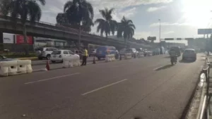 AMET y Obras Públicas realizan pruebas en elevados avenida Kennedy