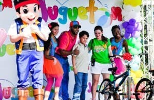 Juguetón realiza un evento familiar de cierre del verano