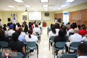 Imparten curso para prevenir y controlar infecciones intrahospitalarias