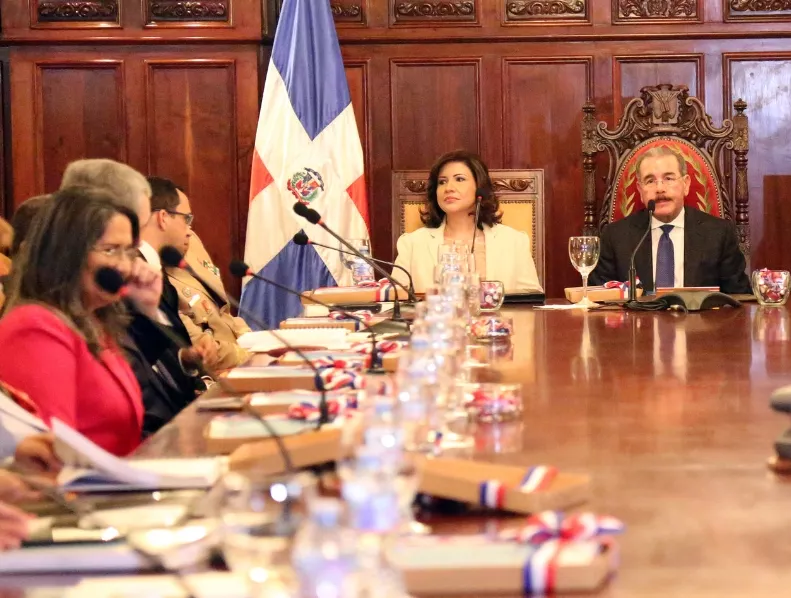 16 nacionales 28_01,p03