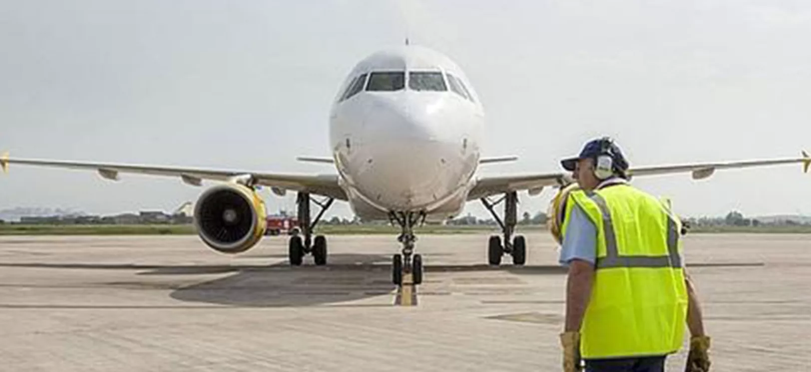 El petróleo barato reanima el servicio de los aviones usados