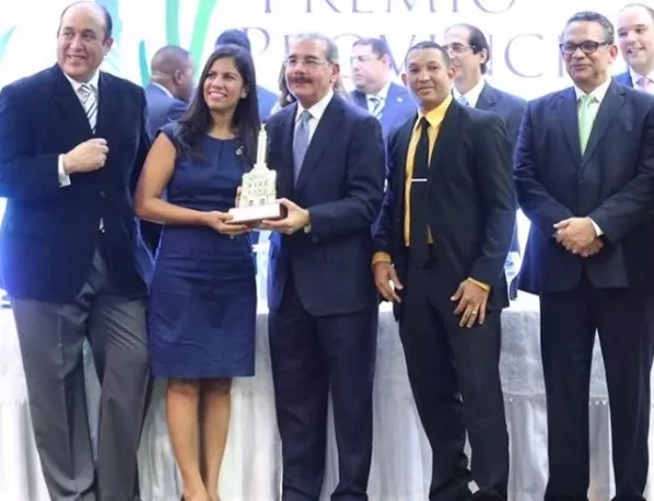 Nueve entidades educativas reciben premio a la calidad