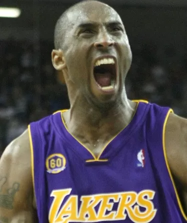 Kobe Bryant se libera de las graves lesiones