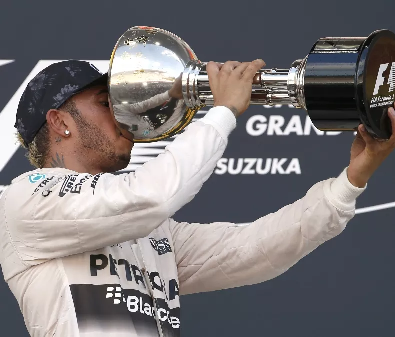 Hamilton sigue  dominio campeonato mundial  F-1