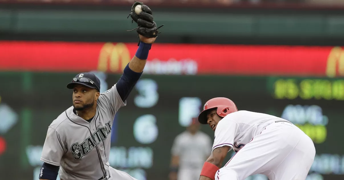 Marte, Álvarez, Ozuna y Canó batean jonrón