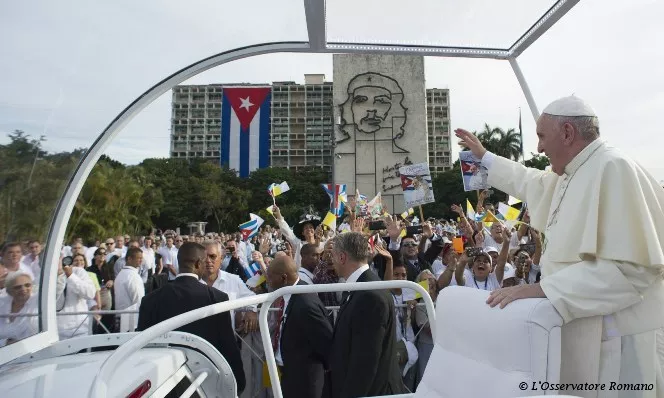 Papa inicia viaje al oriente de Cuba