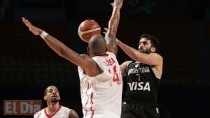 Argentina gana 84-57 a Panamá rumbo a semifinales en preolímpico de básquet