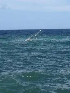 Velero se hundió esta tarde en las costas de Samaná