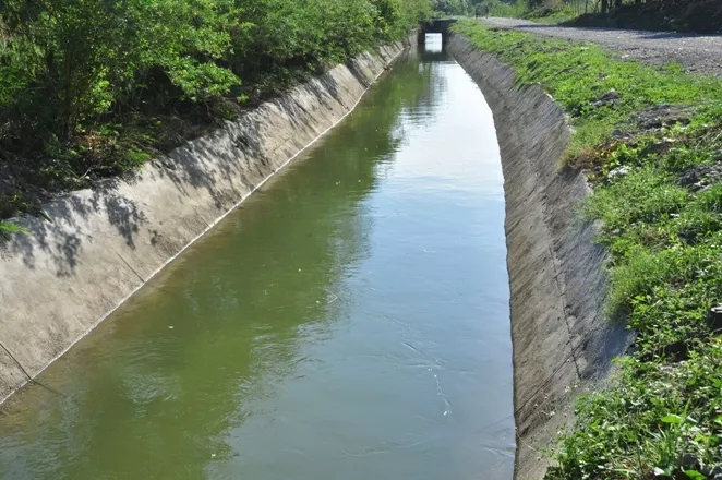 Indrhi entrega rehabilitados los sistemas de riego de Baní y San Cristóbal