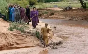 Al menos ocho muertos tras inundación en un pueblo entre Utah y Arizona