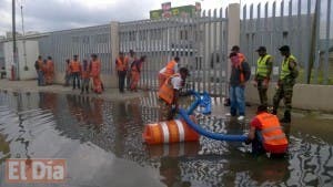 Obras Públicas realiza operativo de limpieza en filtrantes de la capital