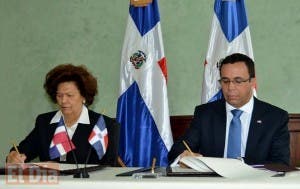 Cancillería y Defensoría del pueblo firman acuerdo de cooperación interinstitucional