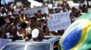 Joven de 13 años muere en un tiroteo en una favela de Río