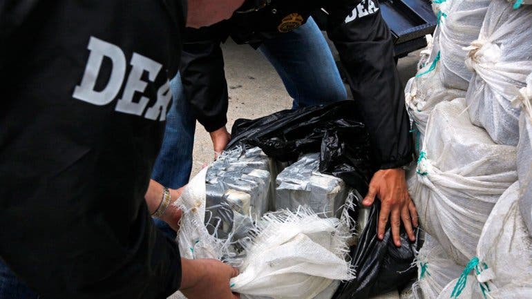 Guardia Costera de EE.UU decomisa 1.300 kilos de cocaína en el Caribe