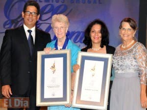 Fundación Brugal entrega premios a varias entidades