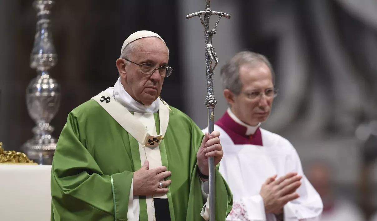 VATICAN-POPE-MASS-SYNOD