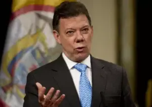 Santos firma decreto que reglamenta el uso medicinal de la marihuana