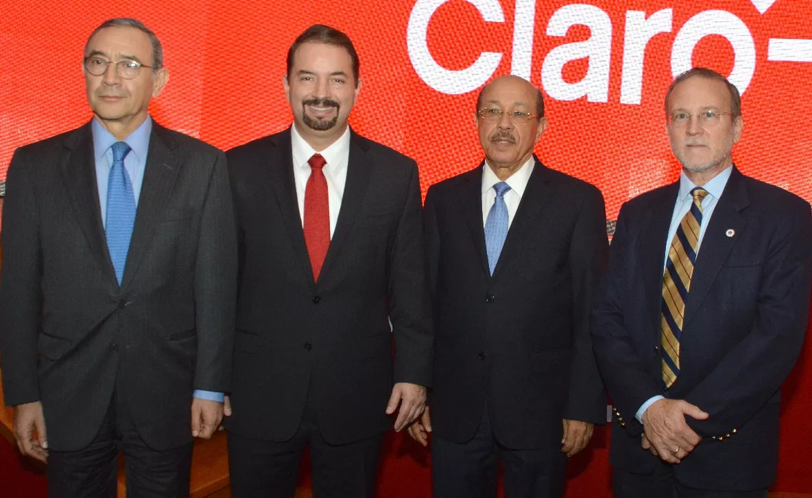 Claro presenta plataforma