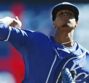 Yordano Ventura, presto para ‘domar’ bates Astros