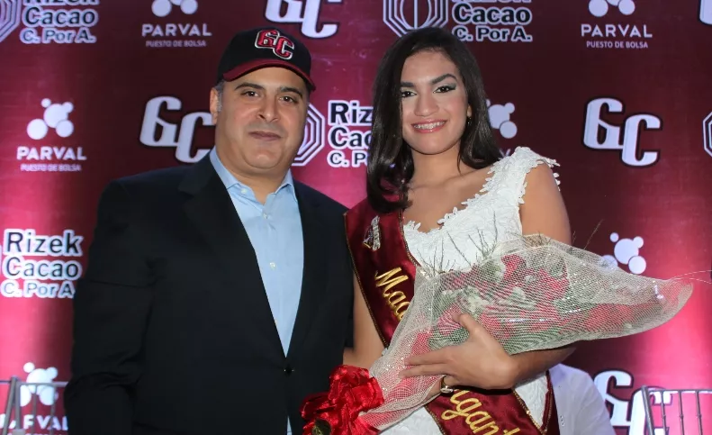 Gigantes del Cibao tras retener título