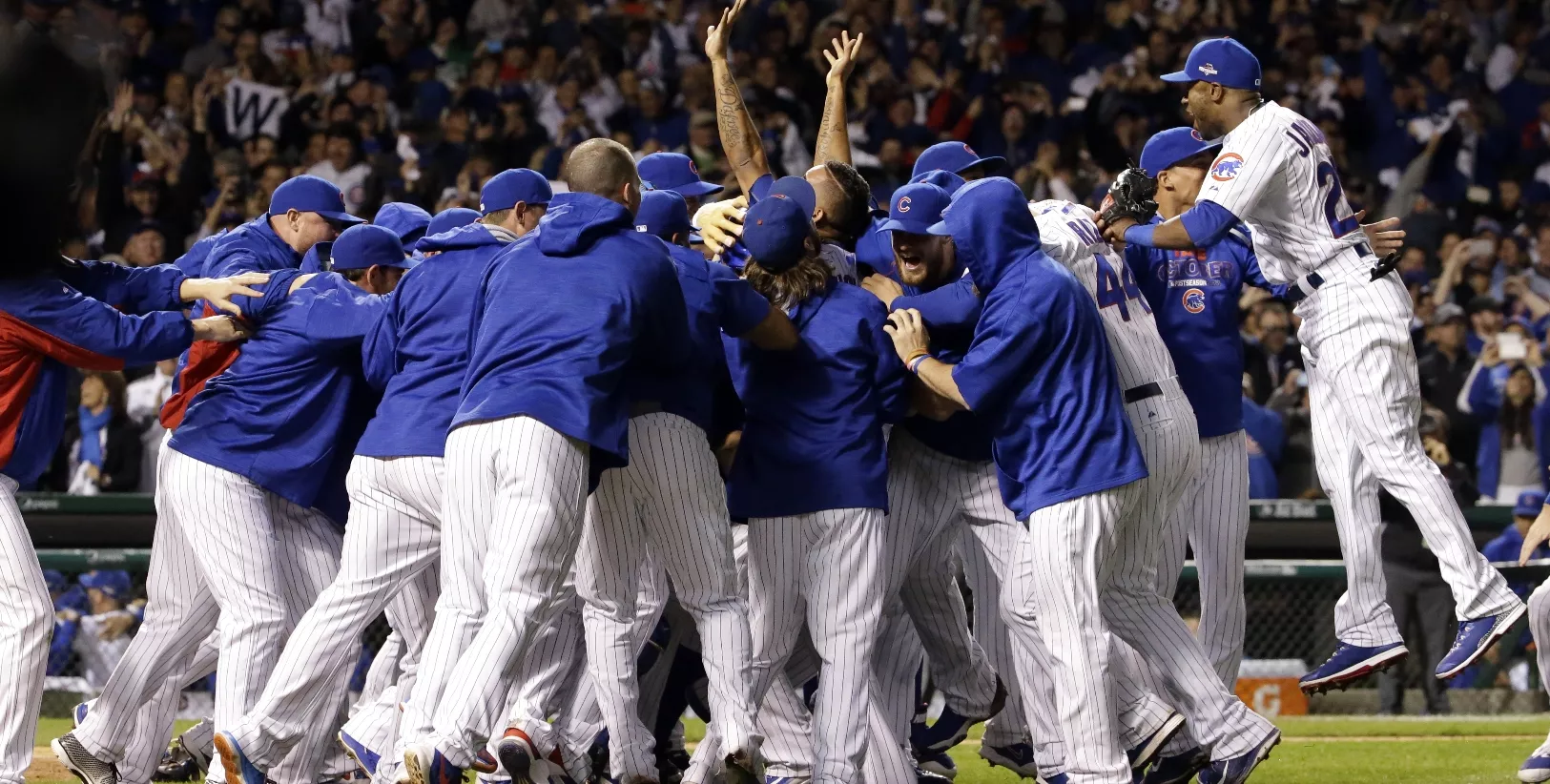 Cubs ganan primera serie en Wrigley Field