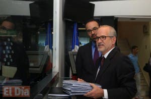 Instituciones financieras elevan recurso contra Ley de Notarios