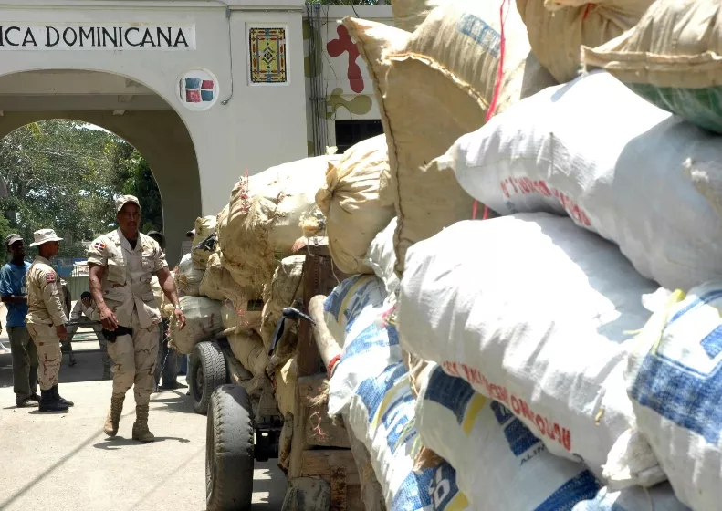 Comerciantes seguirán lucha contra la veda