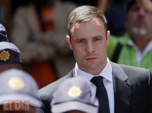 Prisión sudafricana pone a Pistorius bajo vigilancia antisuicidio