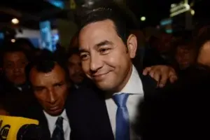 Presidente electo de Guatemala Jimmy Morales llega a RD para reunirse con Danilo Medina