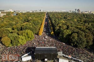 Al menos 150, 000 personas protestan en Berlín contra el TTIP con EE. UU