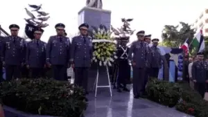 Policía deposita ofrenda floral con motivo del Día de su patrón San Judas Tadeo