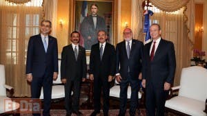 Presidente Danilo Medina recibe al sultán Ahmed Bin Sulayem