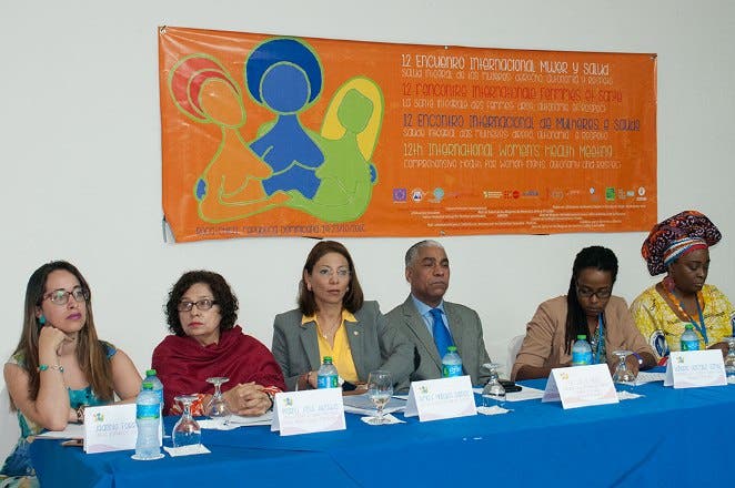 Inauguran encuentro internacional Mujer y Salud